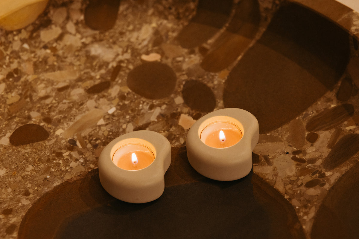 Fondant small T- light holder | ZAND | H 3,2 x 7,3  x 6,2 cm
