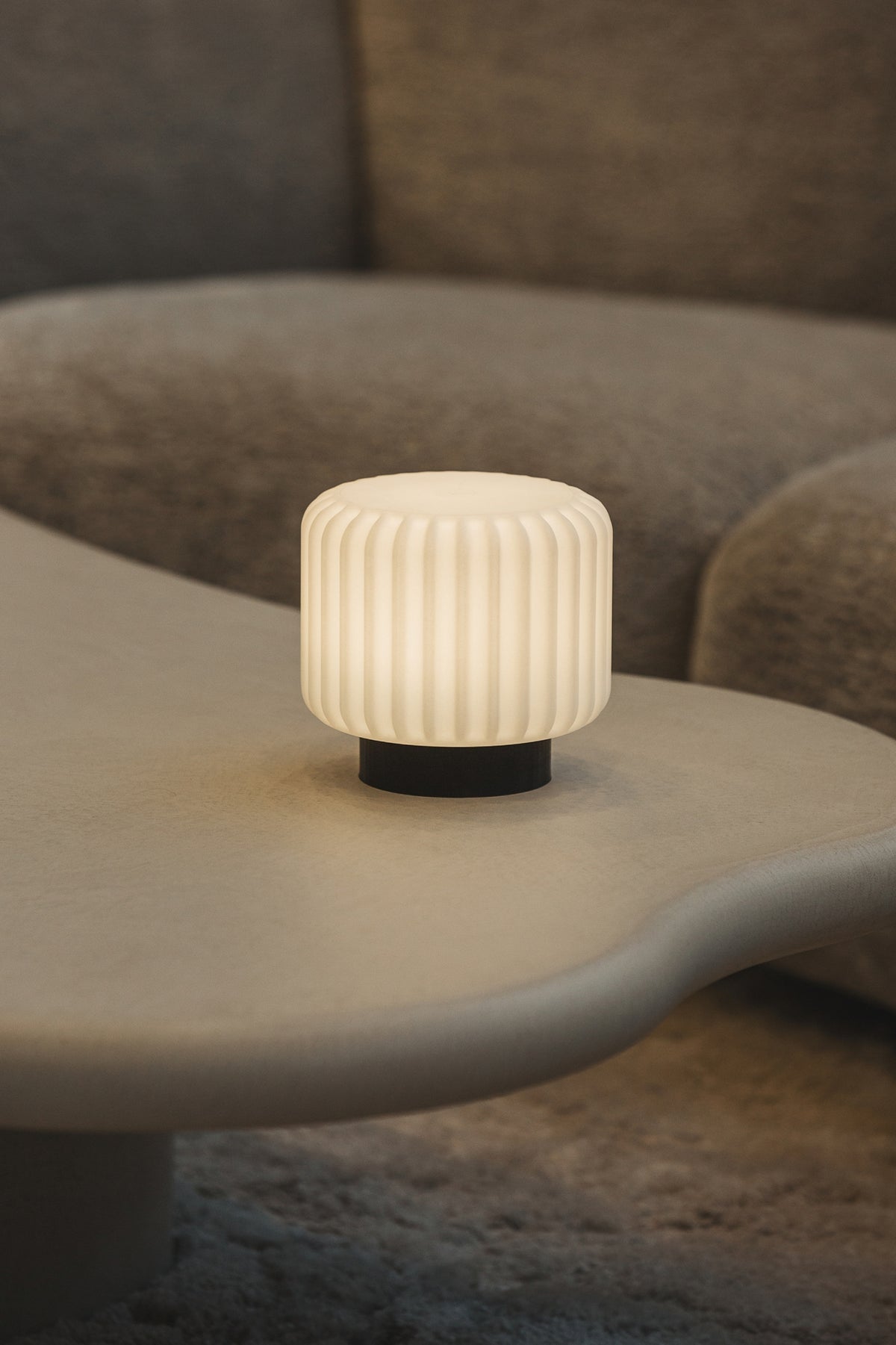 Dentelles 15 licht USB recharge ZWARTE basis | 15 cm x Ø 16 cm