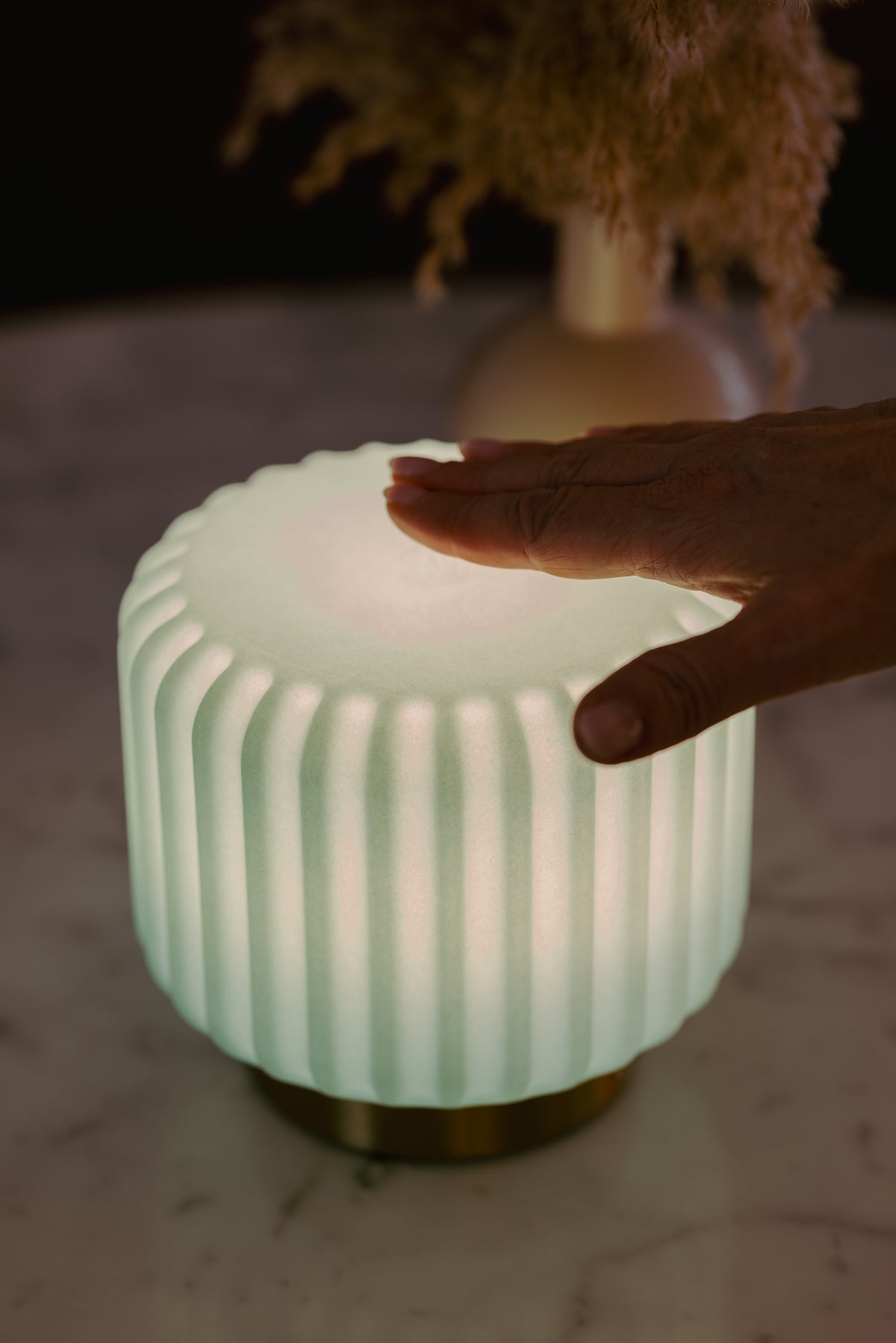 Dentelles 15 licht USB recharge PISTACHE/GOUD basis | 15 cm x Ø 16 cm
