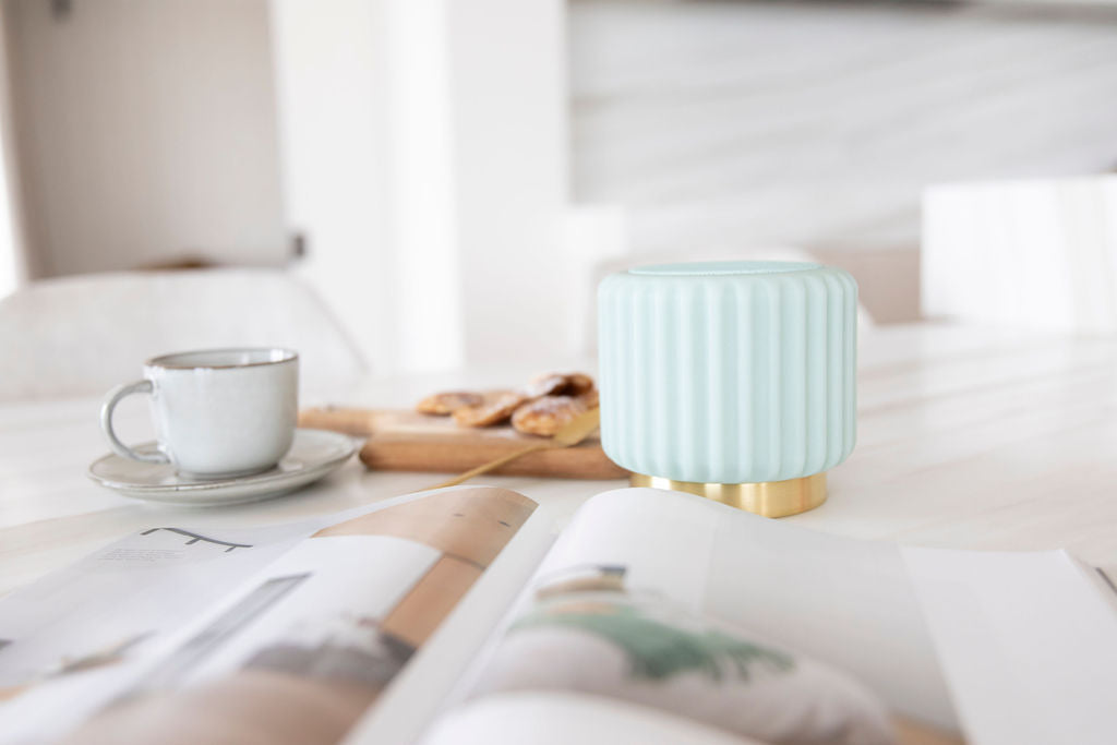 Dentelles Eucalyptus speaker USB recharge gouden basis | 12,5 cm x Ø 13,5 cm
