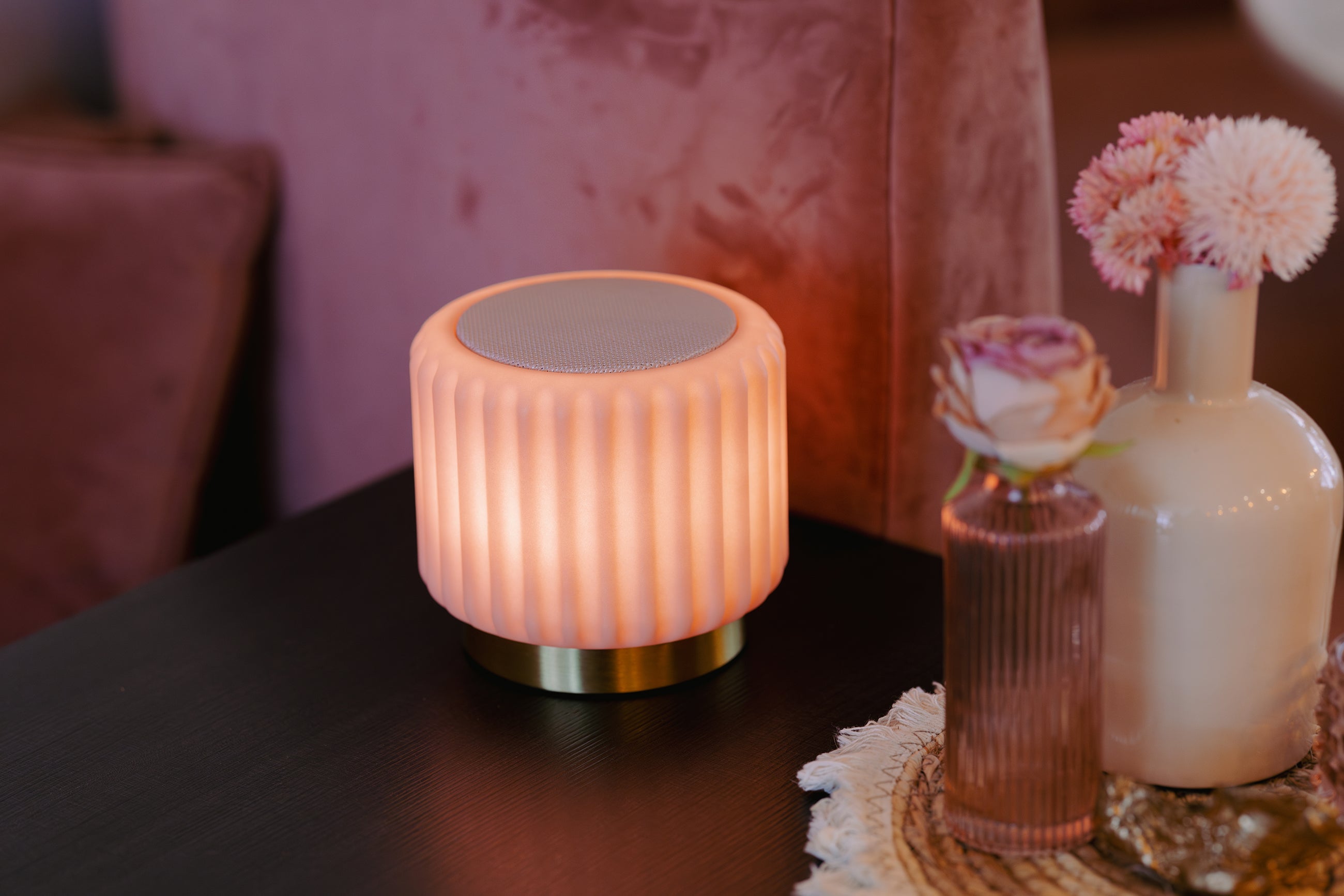 Dentelles speaker + Licht USB recharge FRAISE/GOUD | 12,5 cm x Ø 13,5 cm