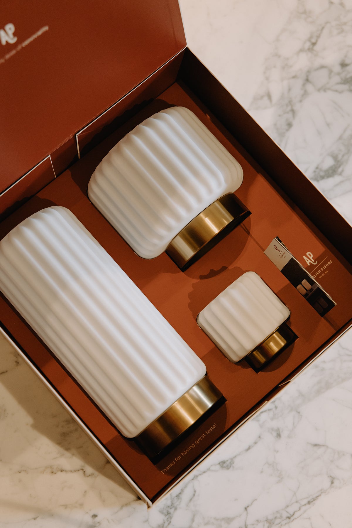 Luxe Gift Box Dentelles Multi Kelvin GOLD | 36,5 x 36 x  H 17 cm