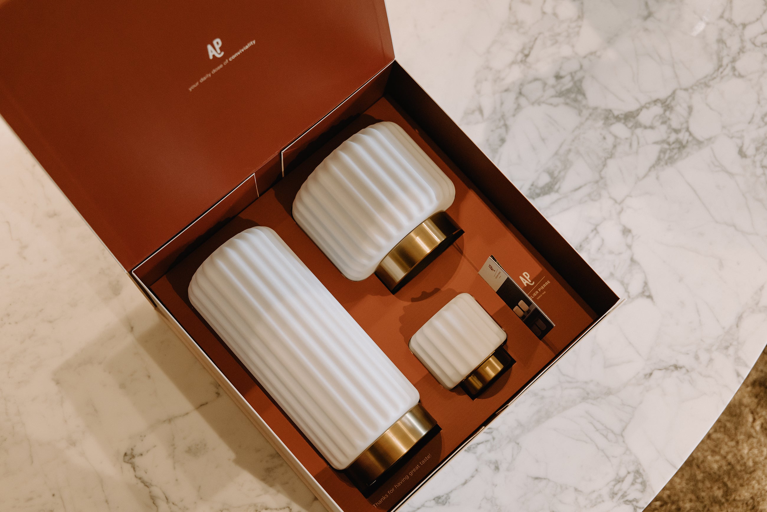 Atelier Pierre Luxe Gift Box Dentelles GOLD | 36,5 x 36 x  H 17 cm
