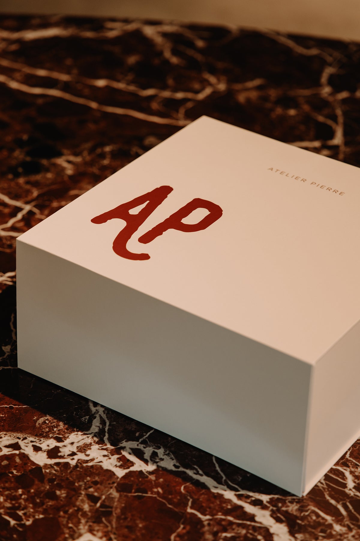 Luxe Gift Box Dentelles Multi Kelvin GOLD | 36,5 x 36 x  H 17 cm