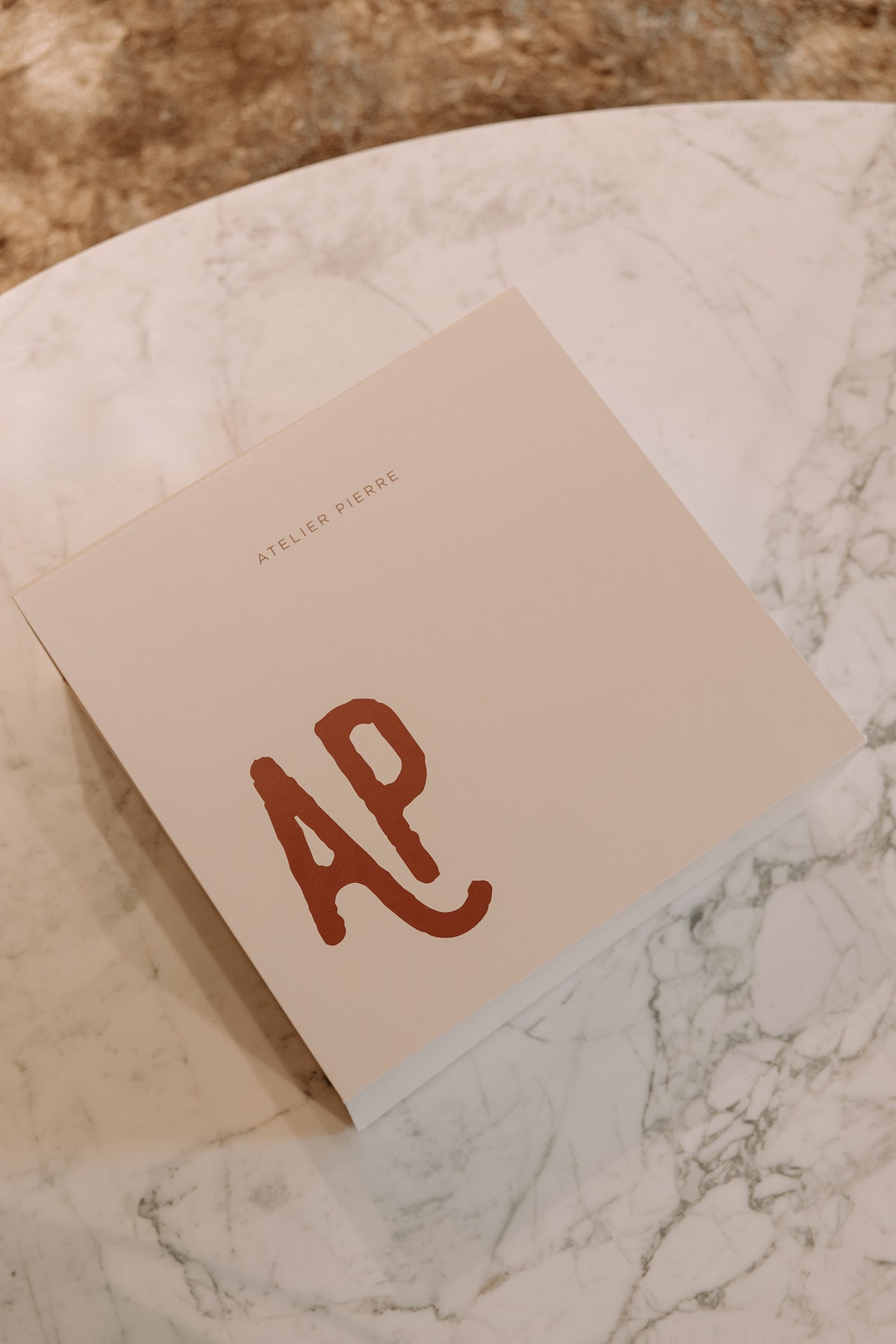 Atelier Pierre Luxe Gift Box Dentelles CLAY | 36,5 x 36 x  H 17 cm