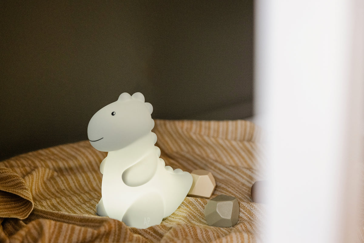Jéroom Dino SAGE LED LICHTJE, USB recharge | H 20 x 18 x 13 cm