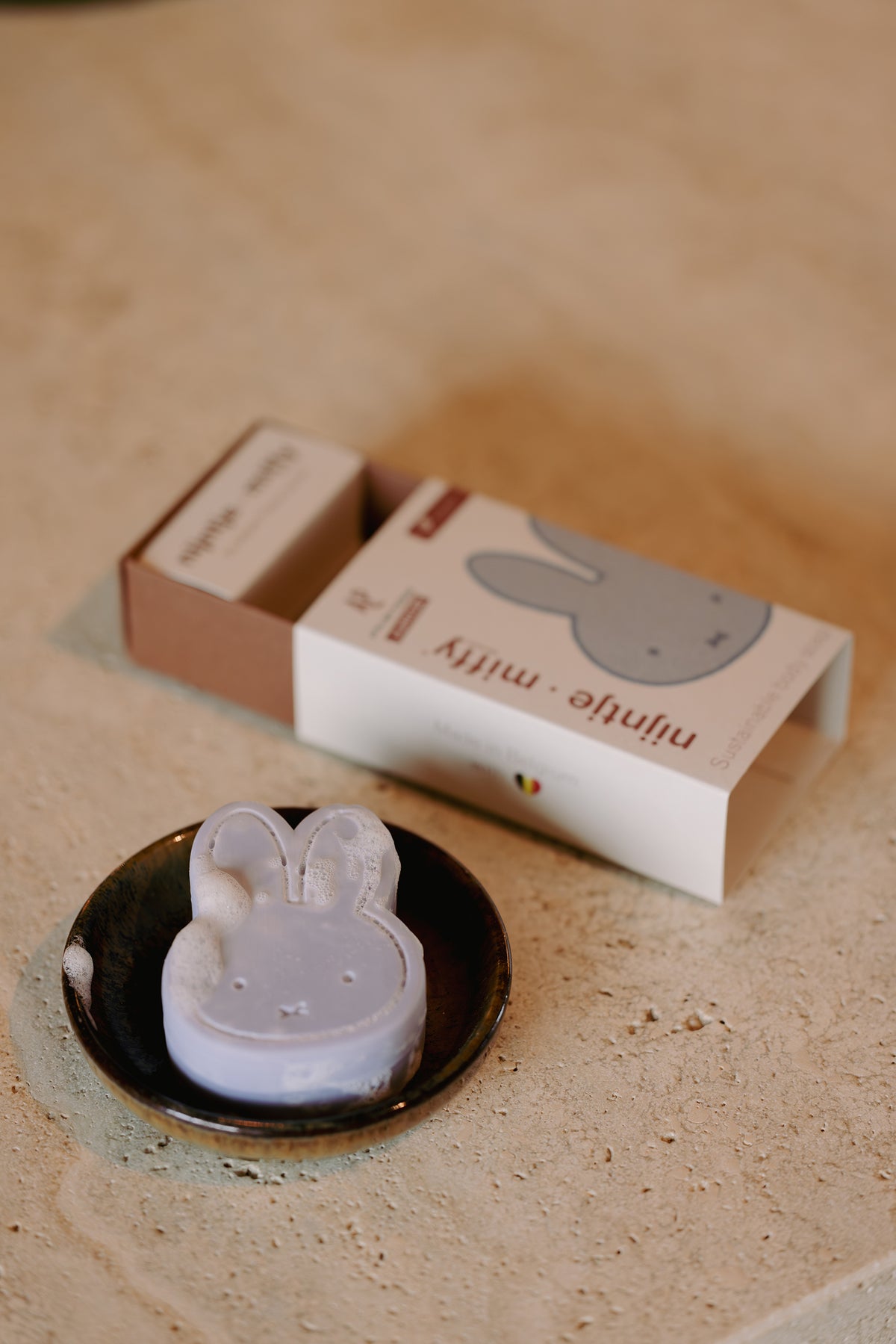 nijntje SILVER BLUE Zeepje | H7,6 x 5,5 x 2,8 cm | 78 gr | Red Berry Parfum