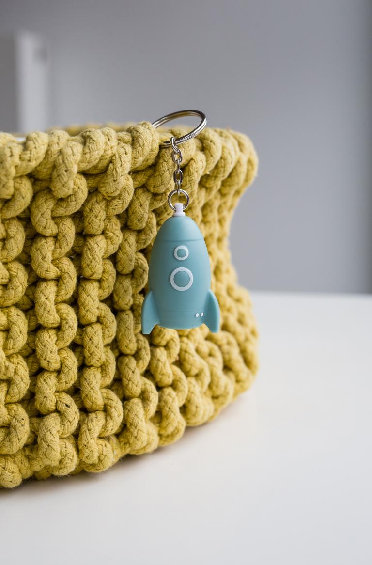 To the moon | Key ring