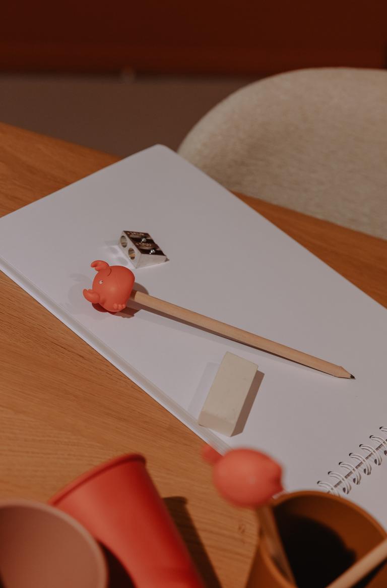 Theo pencil